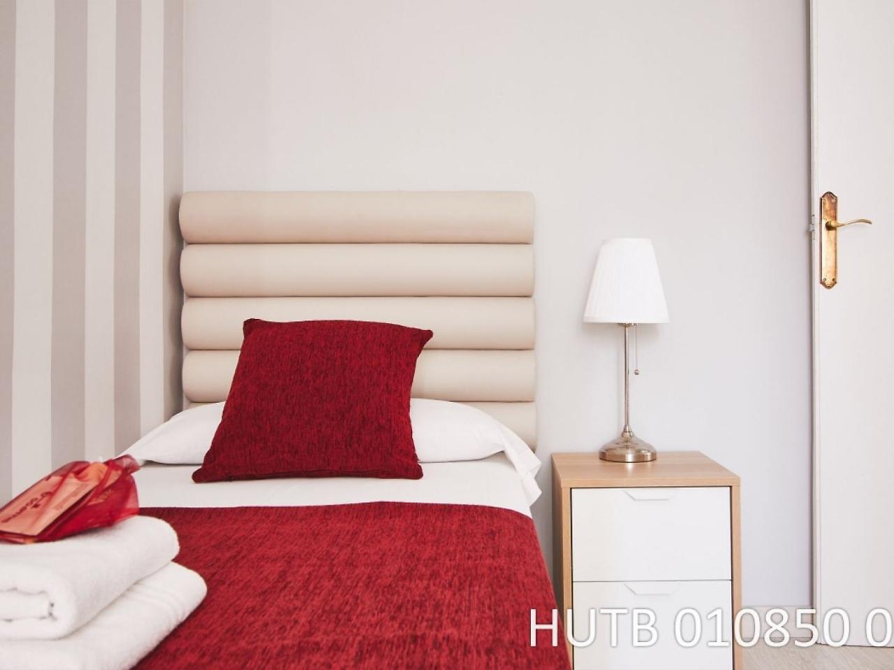 Alcam Lesseps Apartment Барселона Екстериор снимка