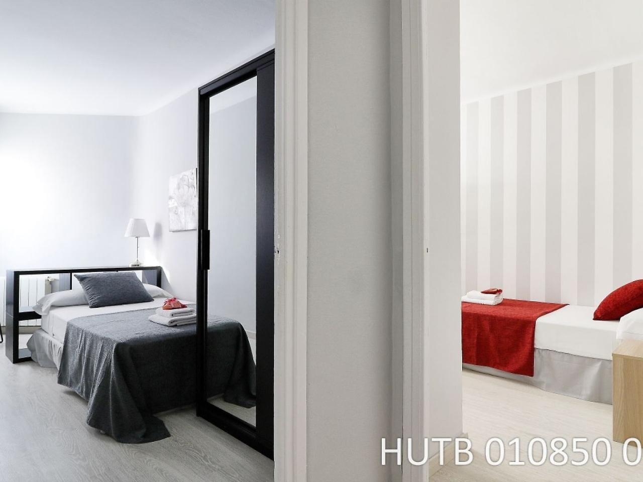 Alcam Lesseps Apartment Барселона Екстериор снимка